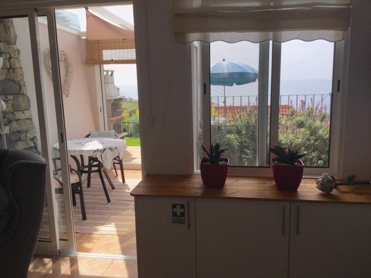 Banda Do Sol Self Catering Cottages Estreito Da Calheta Eksteriør billede
