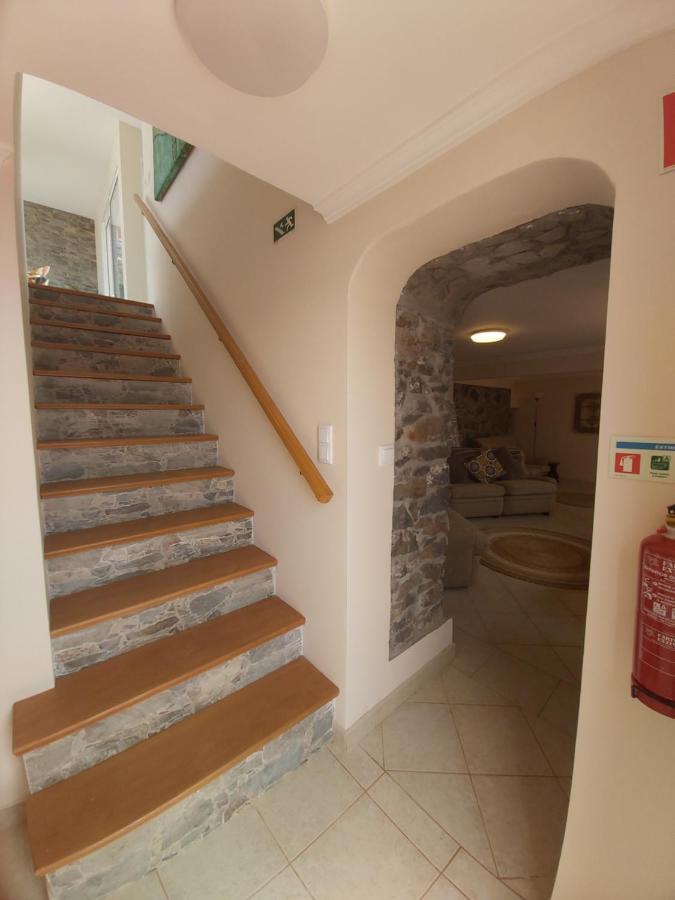 Banda Do Sol Self Catering Cottages Estreito Da Calheta Eksteriør billede