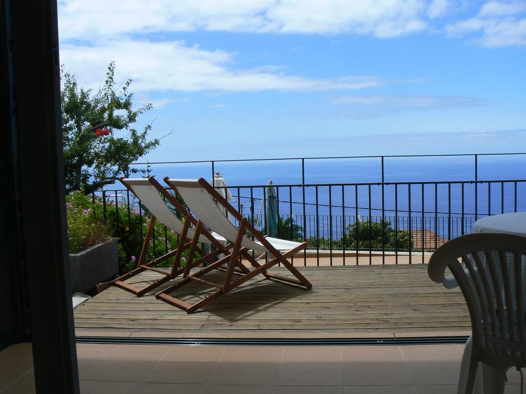 Banda Do Sol Self Catering Cottages Estreito Da Calheta Eksteriør billede