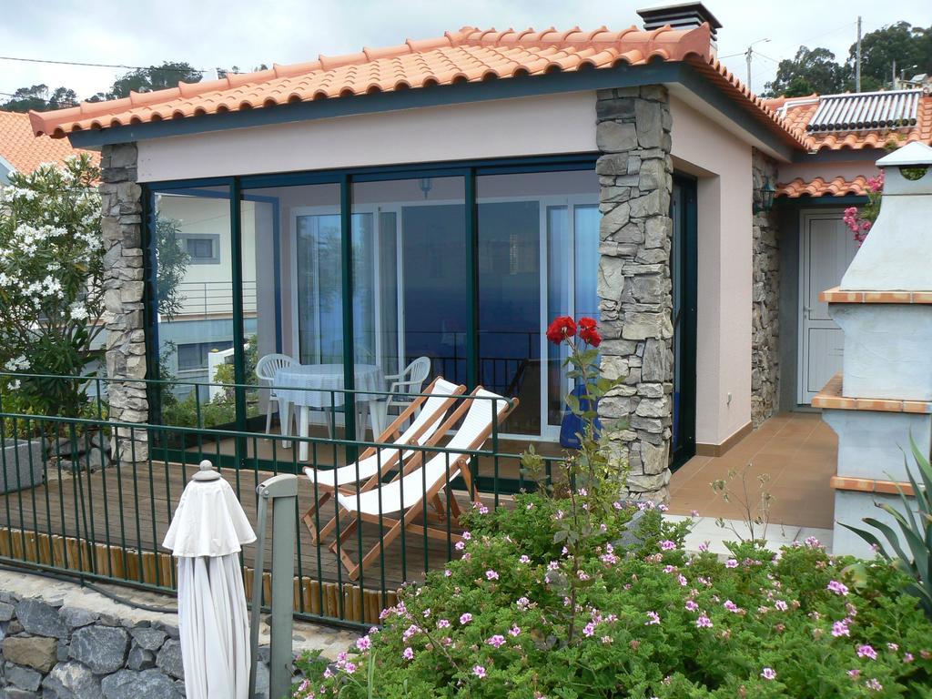 Banda Do Sol Self Catering Cottages Estreito Da Calheta Eksteriør billede