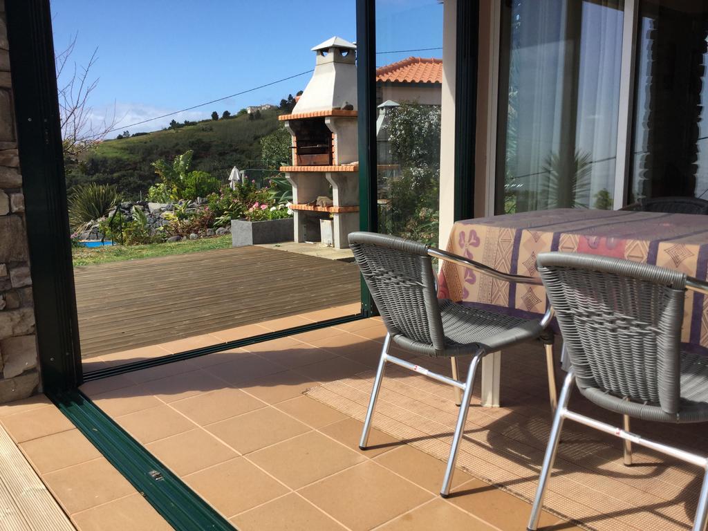 Banda Do Sol Self Catering Cottages Estreito Da Calheta Eksteriør billede