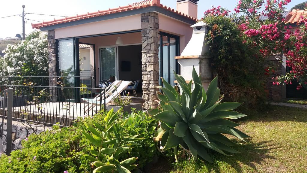 Banda Do Sol Self Catering Cottages Estreito Da Calheta Eksteriør billede